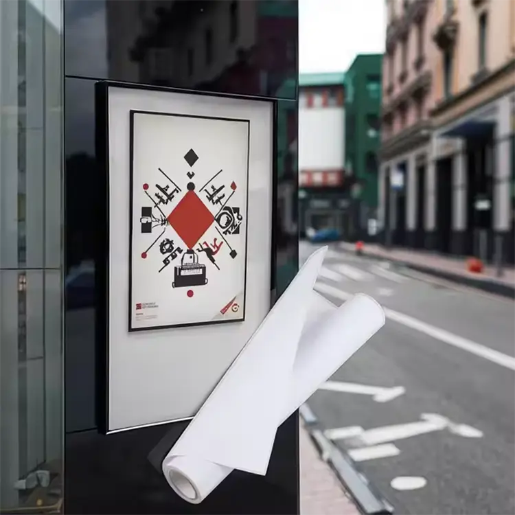 Dlaczego warto wybrać papier fotograficzny plakatowy do wydruków o dużej sile oddziaływania?